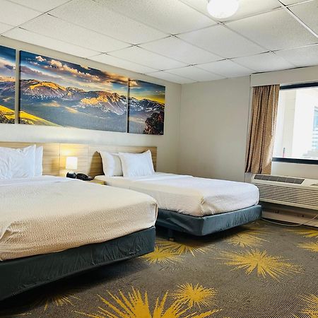 Days Inn By Wyndham Wheatland ภายนอก รูปภาพ